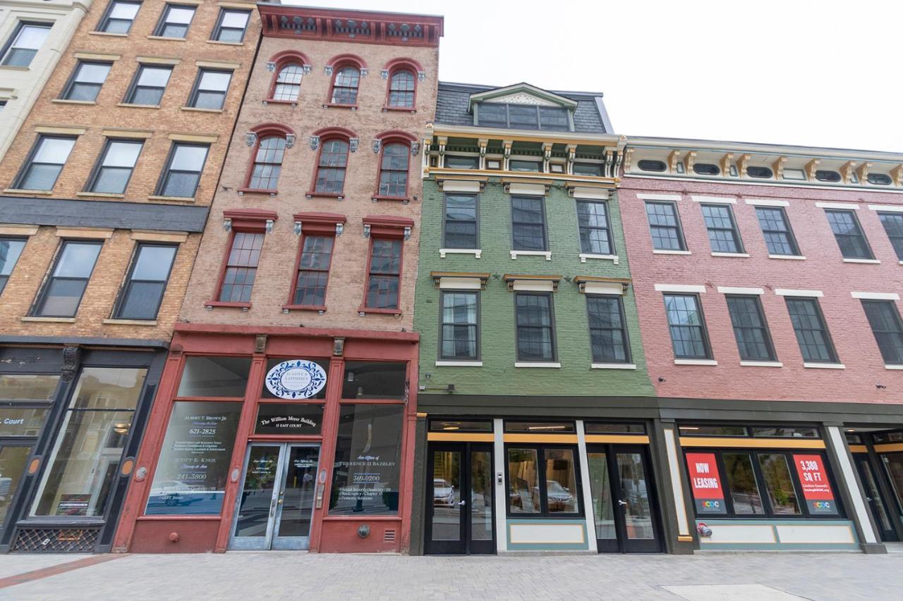 Spacious 2 Bed 2 Bath Downtown Otr Condo Minutes Walk To The Reds Bengals Stadium & More! Цинциннаті Екстер'єр фото