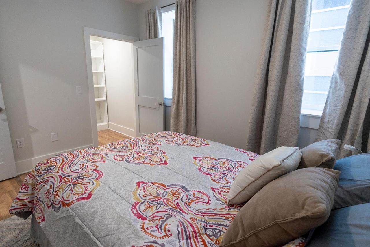 Spacious 2 Bed 2 Bath Downtown Otr Condo Minutes Walk To The Reds Bengals Stadium & More! Цинциннаті Екстер'єр фото
