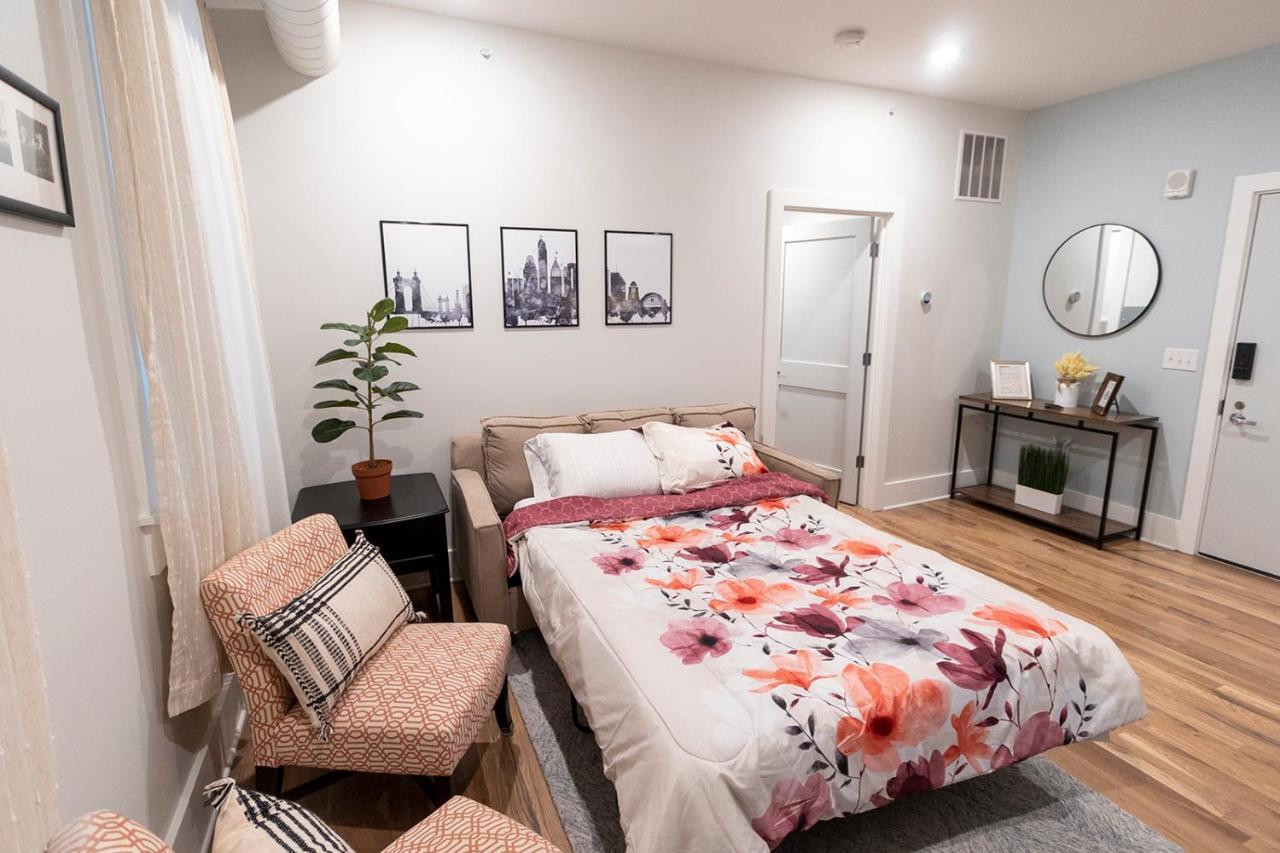 Spacious 2 Bed 2 Bath Downtown Otr Condo Minutes Walk To The Reds Bengals Stadium & More! Цинциннаті Екстер'єр фото